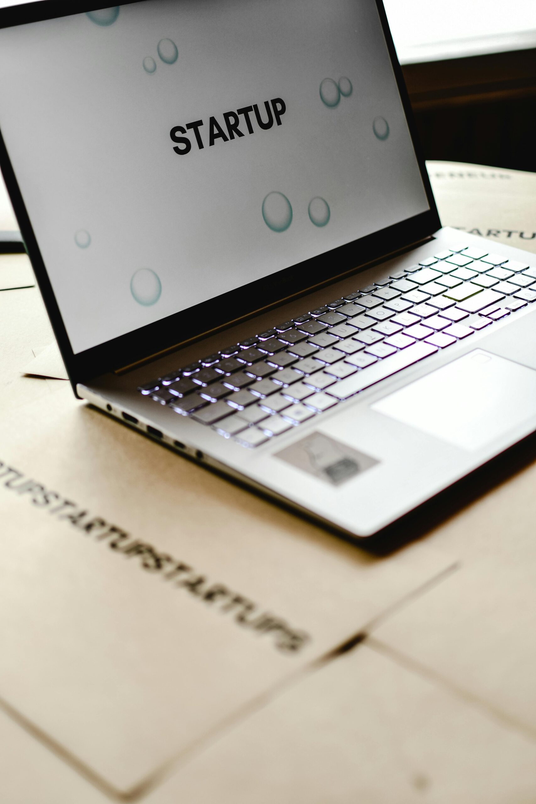 Best Budget Laptop Under $1000